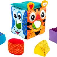 TOMY sorting cubes with animals